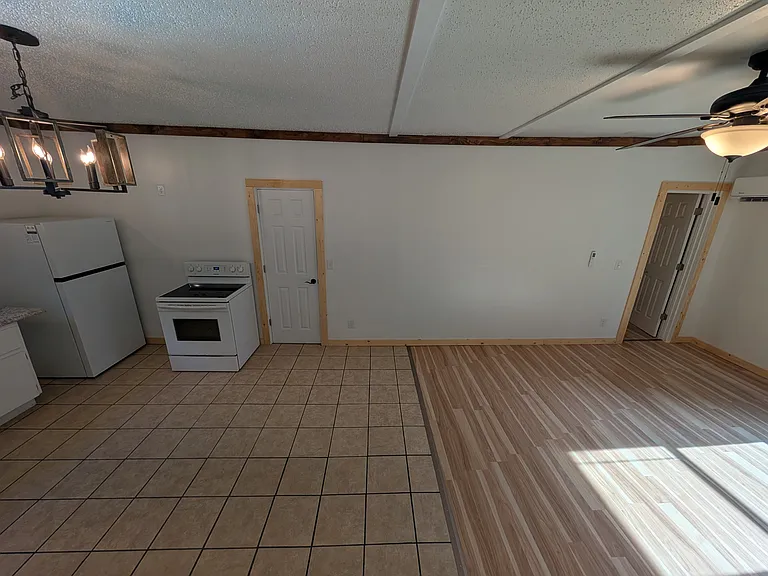 93 Hargrave Rd — Photo 5