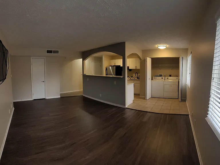 1304 Palmer Dr — Photo 48