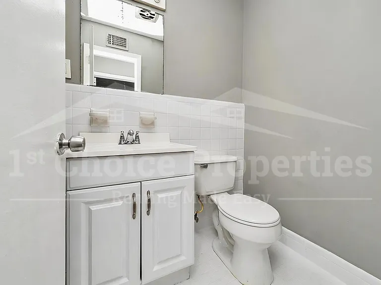 5808 Avenue O — Photo 22
