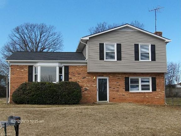 5th image of 812 Glazebrook Dr