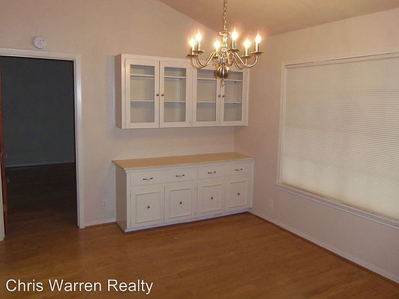 5th image of 10910 Pinehurst Dr #B