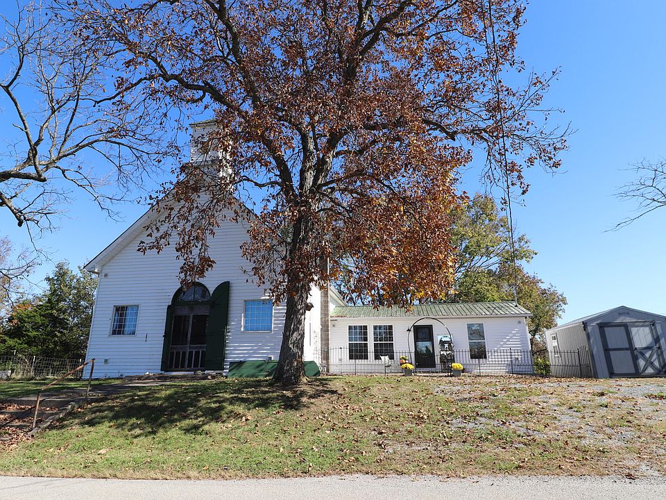 1st image of 2211 Parina Rd