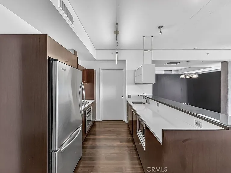 1155 S Grand Ave #1707 — Photo 4