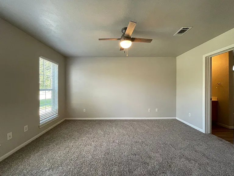 2405 Pintail Loop — Photo 5