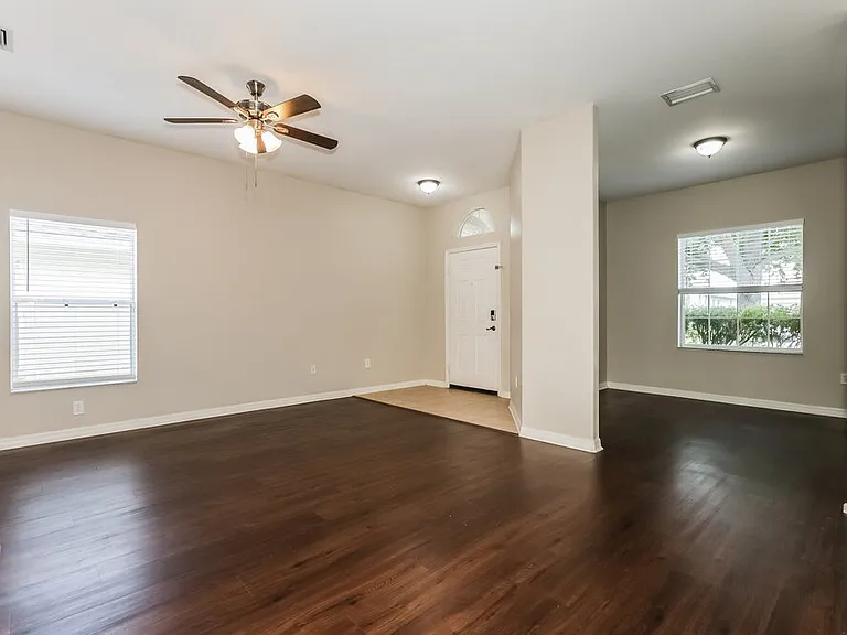 3832 Washburn Pl — Photo 3