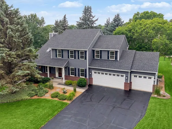 2178 Loyola Dr, Woodbury, MN 55125