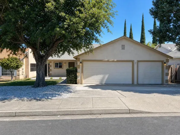 1574 Sun River St, Oakdale, CA 95361