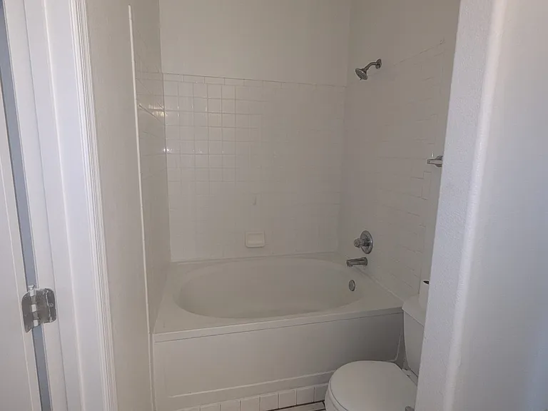 7835 S Lennox Ln — Photo 13