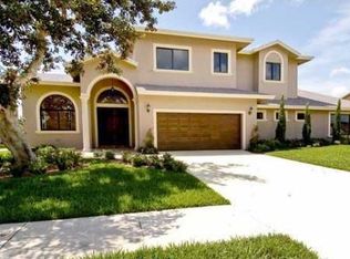 7510 San Mateo Dr E, Boca Raton, FL 33433