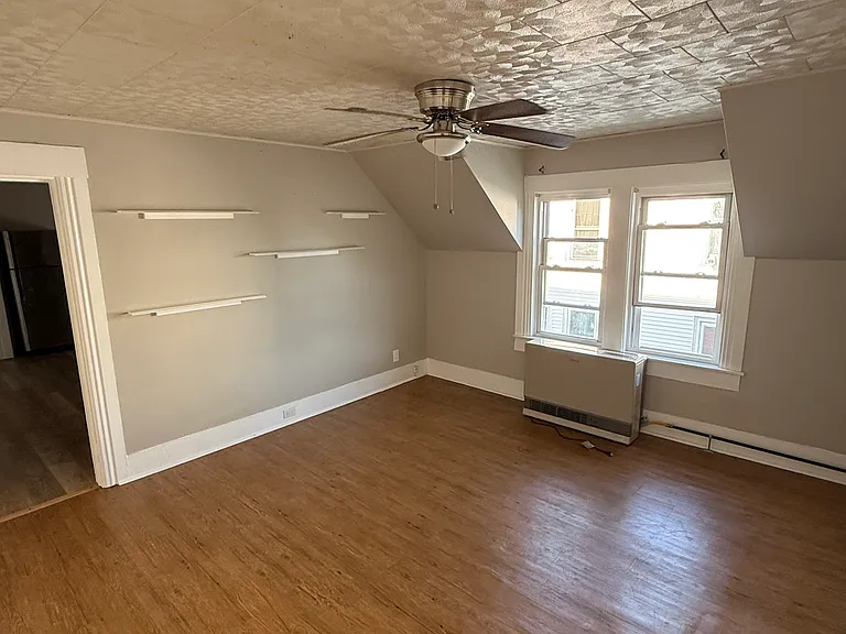 436 Auburn St #3 — Photo 10