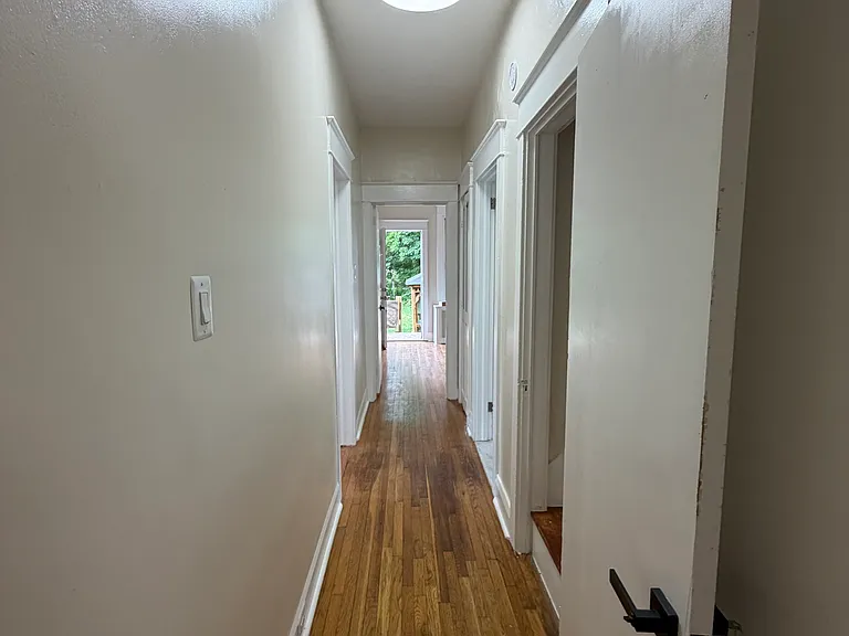 302 Shadeland Ave — Photo 11