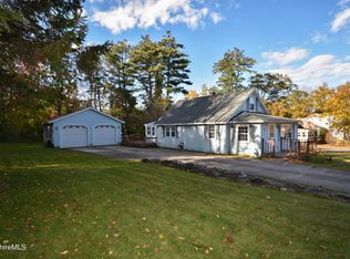 52 Orlando Ave, Pittsfield, MA 01201