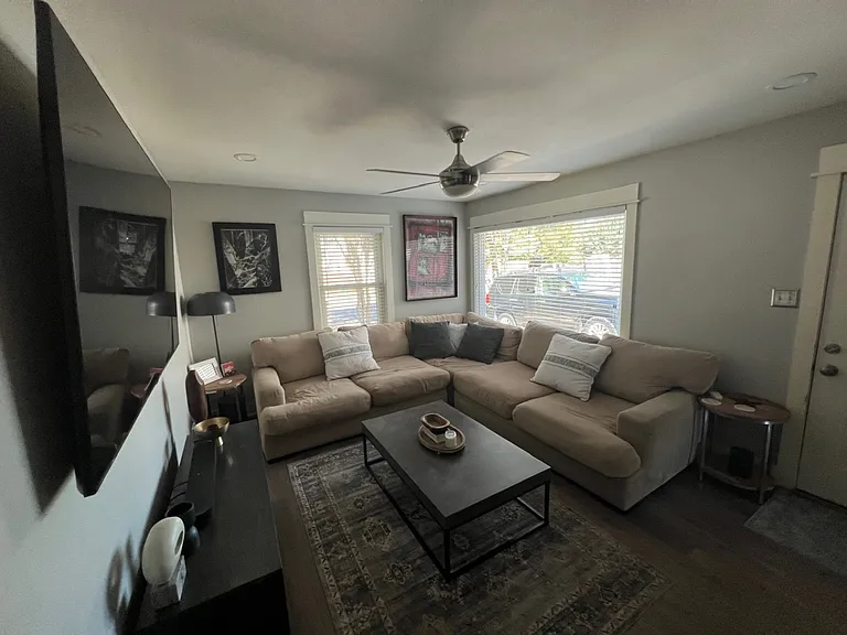 3009 Locke Ln — Photo 6