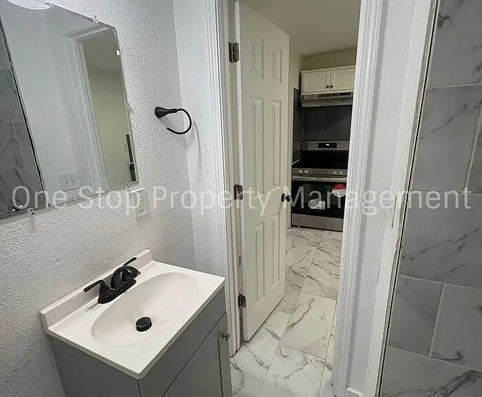721 S Brookside Ave — Photo 20