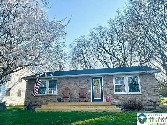 2nd image of 67 Lenape Trl