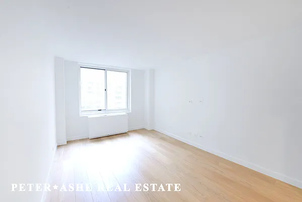 Rented by Peter Ashe | media 9