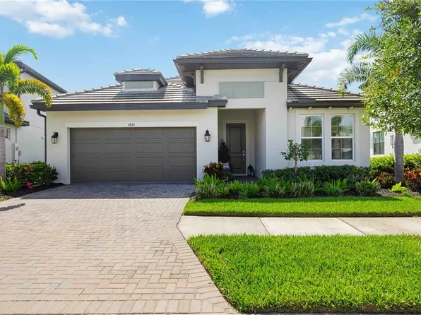 4845 Antrim Dr, Sarasota, FL 34240