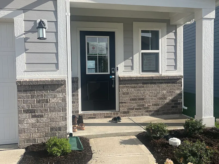 6870 Teder Creek Ln — Photo 3