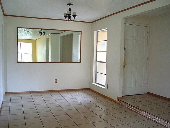 2nd image of 321 Baycrest Dr