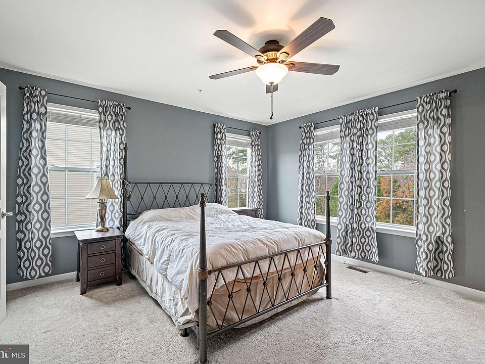 1st image of 43564 Wild Iris St