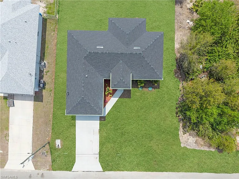 2705 Darlene Pl — Photo 33