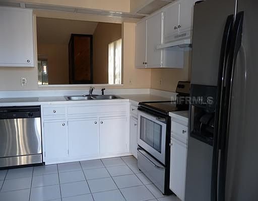 3rd image of 821 Millrace Point