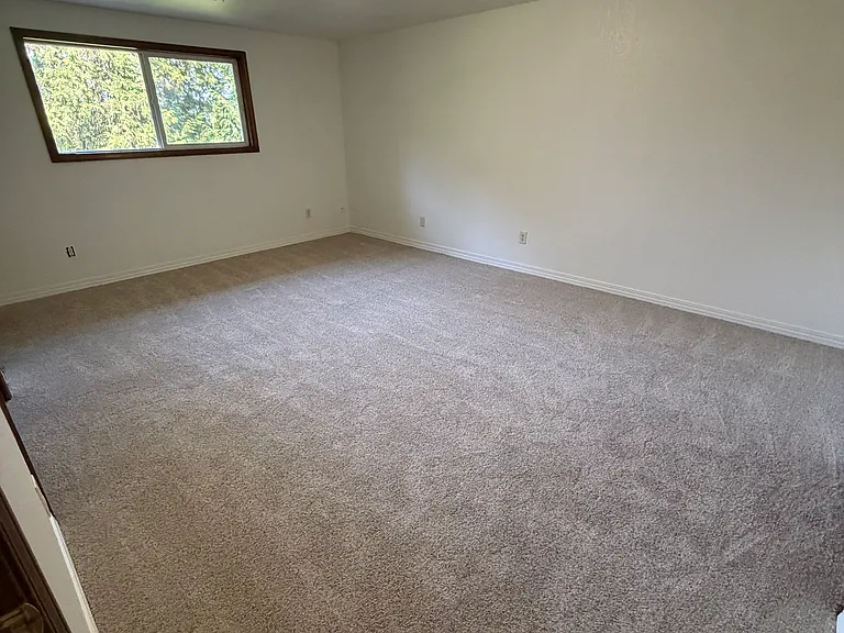 Upstairs bedroom 3