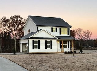 86 Springtooth Dr, Zebulon, NC 27597