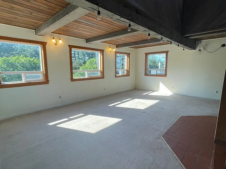 1619 Mission Rd — Photo 8