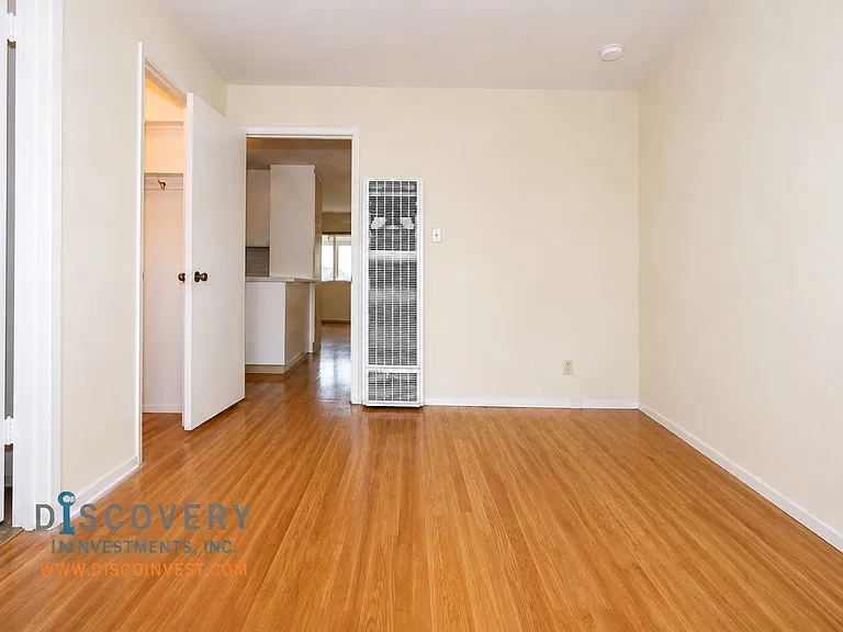Brandon St. 1730 — Photo 15