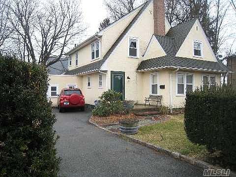 2nd image of 34 Cherry Ln