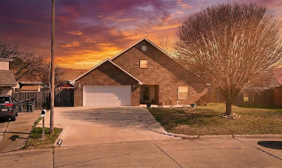 1st image of 1601 N Ward Rd