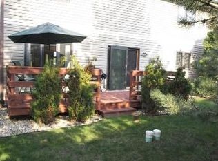 4307 S Todd Dr #7, Greenfield, WI 53228