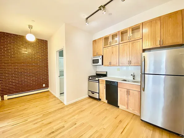 17 Judge St APT 3A, Brooklyn, NY 11211