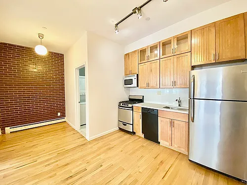 17 Judge St #3A Photo 1
