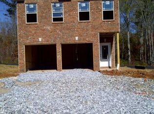 5545 Hedge Brook Dr, Cumming, GA 30028