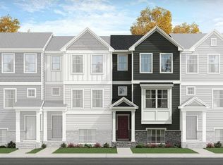 6652 Perry Creek Rd #1219, Raleigh, NC 27616