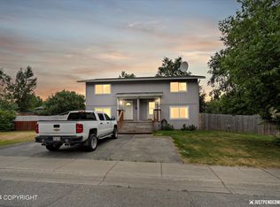 8120 Evans Cir, Anchorage, AK 99507