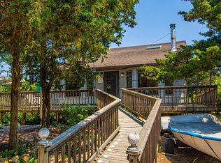 35 Island Walk, Bay Shore, NY 11706