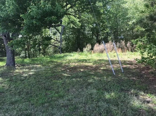 16010 Courthouse Hwy, Smithfield, VA 23430