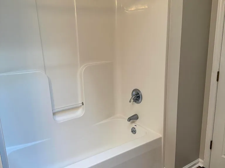 2355 Vineyard Dr #F2 — Photo 14