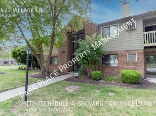 4470 Village Ln, Indianapolis, IN 46254