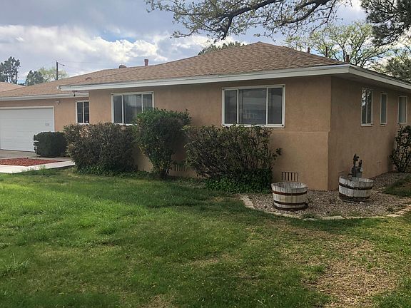 2nd image of 3505 Stardust Dr NE