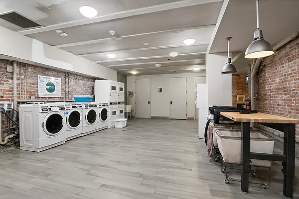 Rented by Compass | media 34