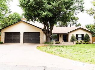 1405 Vicksburg Cir, Altus, OK 73521