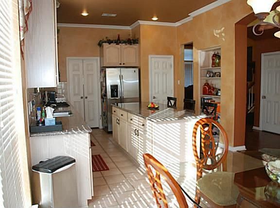 3rd image of 4132 Bolen St