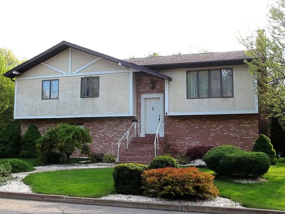 1416 Johns Avenue