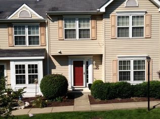 1362 Meadowbrook Dr, Canonsburg, PA