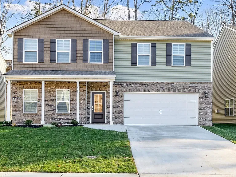 528 Hayley Marie Ln — Photo 1