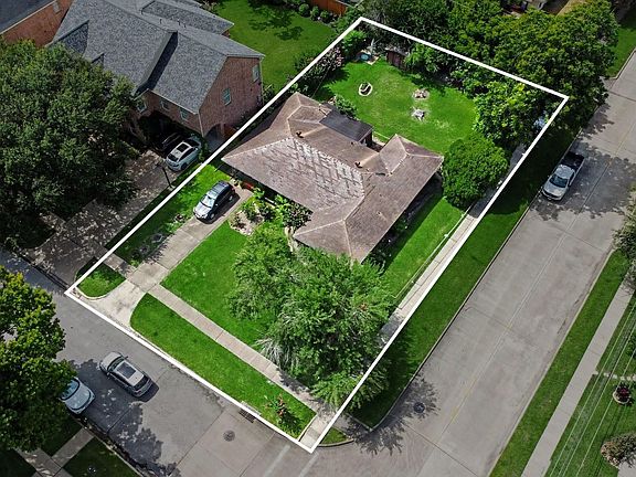 5th image of 4600 Pin Oak Ln